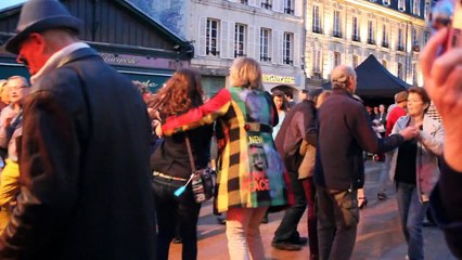 Hélène et Bernard au bal de la Victoire de Caen le 8 mai 2015