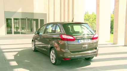Le Ford Grand C-Max sept places restylé bénéficie d'un design extérieur plus racé