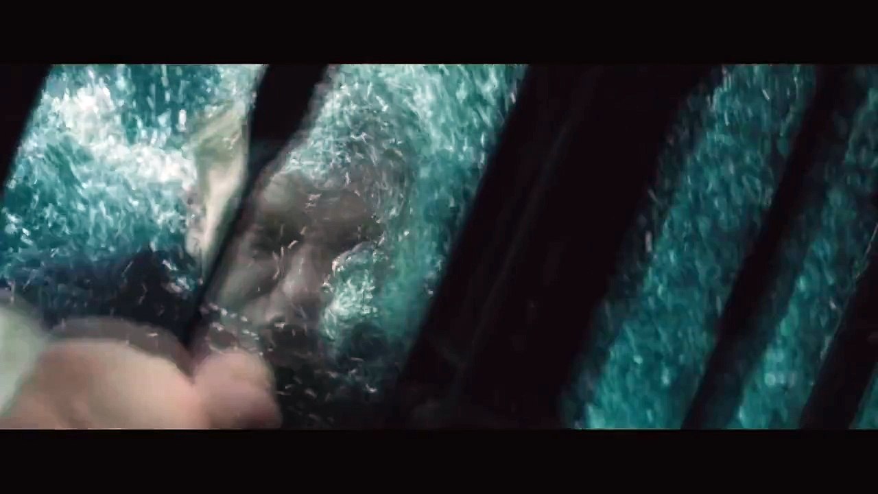 James Bond Casino Royale ''The Bitch is Dead'' Scene
