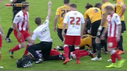 Injury Southend United's Michael Timlin in the wars at Steve
