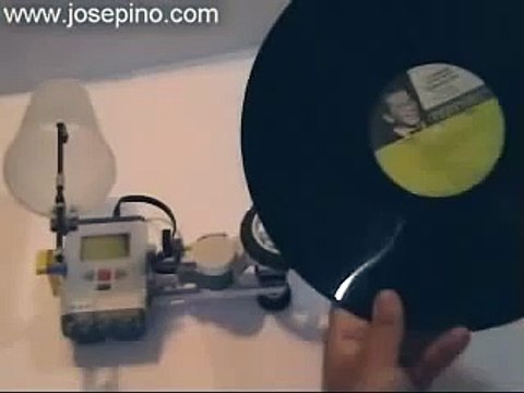 NXT Record Player (Gramophone/Phonograph)