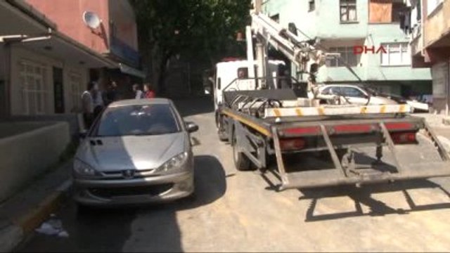 Beyoğlu'nda Şüpheli Bir Araçta Uzun Namlulu Silah ile Pompalı Tüfek Bulundu