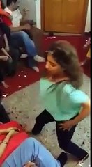 Very Hot Girls Dancing