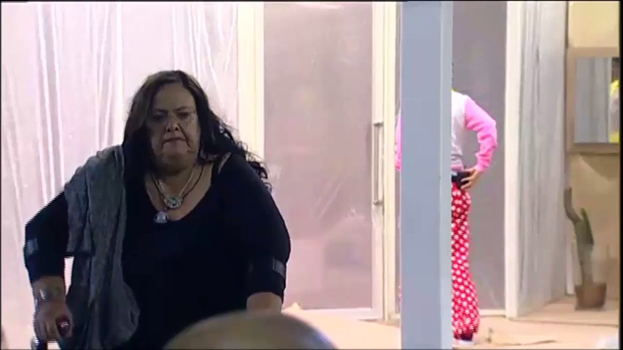 סיפורי נייר טואלט בשעת לילה, האח הגדול 10.5.2015