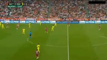 Bastian Schweinsteiger Great Long Range Shot - Bayern München vs Barcelona 12.05.2015