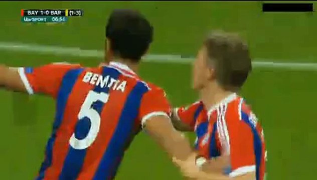 1-0 Benatia Fantastic Goal Bayern München vs Barcelona 12.05.2015