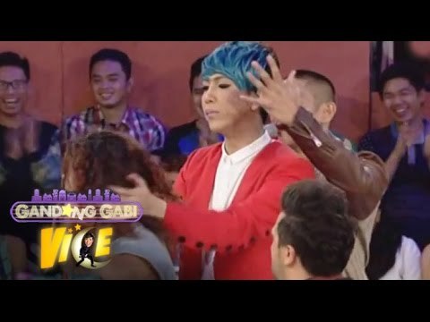 Vice Ganda, Jay-R re-enact scene from the movie 'Ghost'