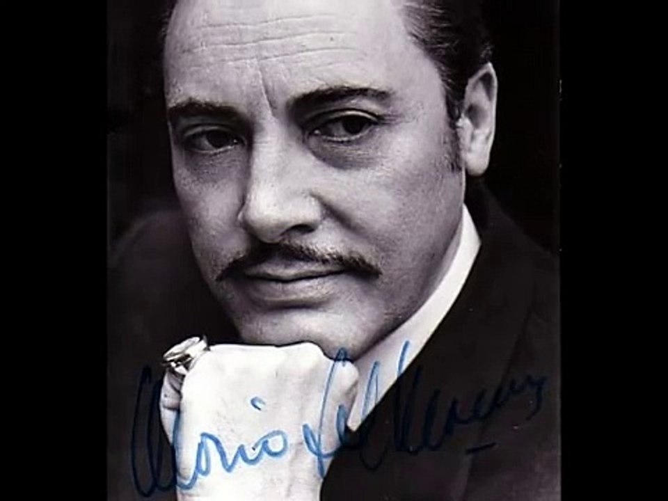 Mario del Monaco sings DICITENCELLO VUIE