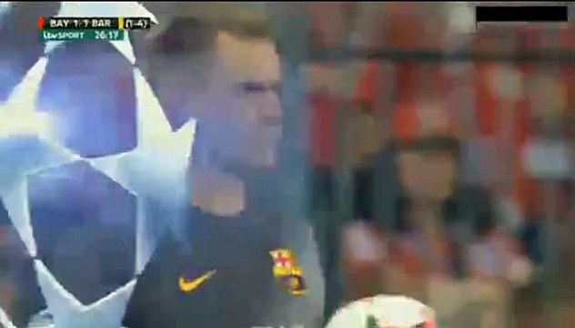 Robert Lewandowski Shot - Bayern München vs Barcelona 12.05.2015 HD
