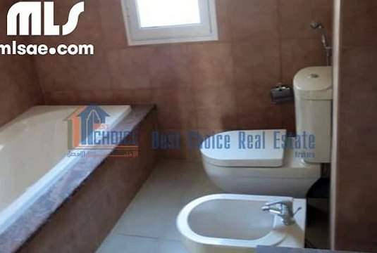 For Sale 1 Bedroom Townhouse away from Cables Vacant for Transfer in JVT - mlsae.com