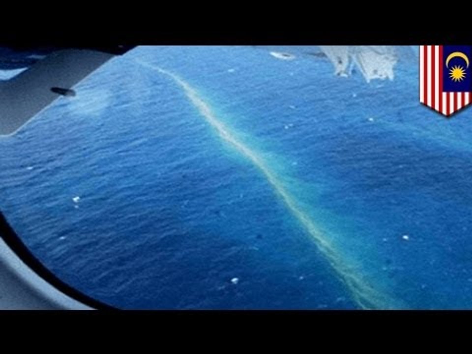 Malaysia flight MH370: Chinese plane spots 'suspicious objects'