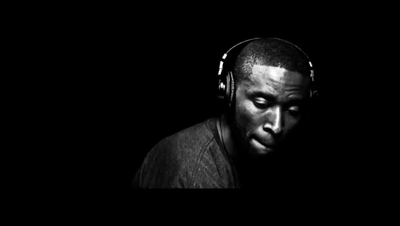 9th Wonder - Away From Me (Instrumental Beat)