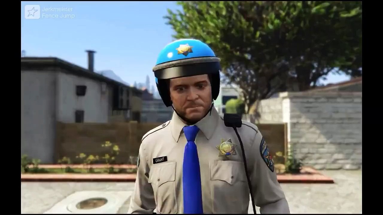 GTA V : Il Tente de Sauter par dessus une Clôture mais ...