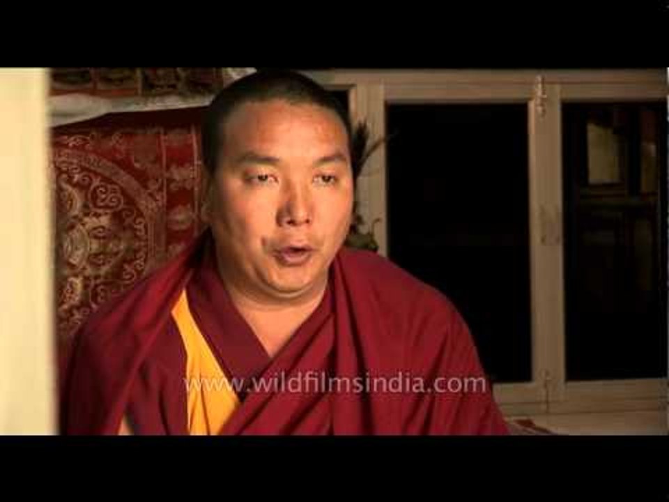 Lama Tashi singing his unique multi-phonic chant