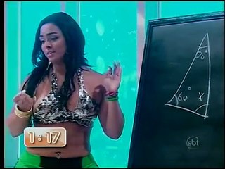 Mulher Melancia de shortinho no rego !!!