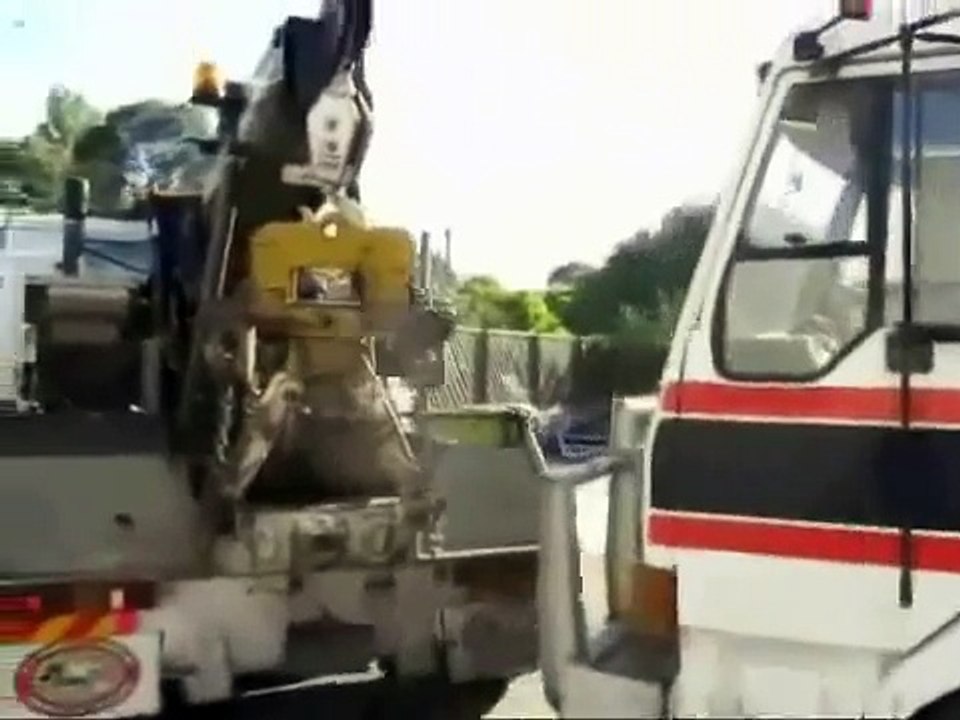 Semi Trucking Old Heavy Duty Tow Truck Wrecker