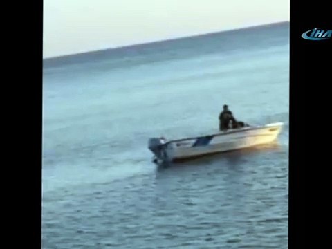 Denize düşen şahıs son anda kurtarıldı