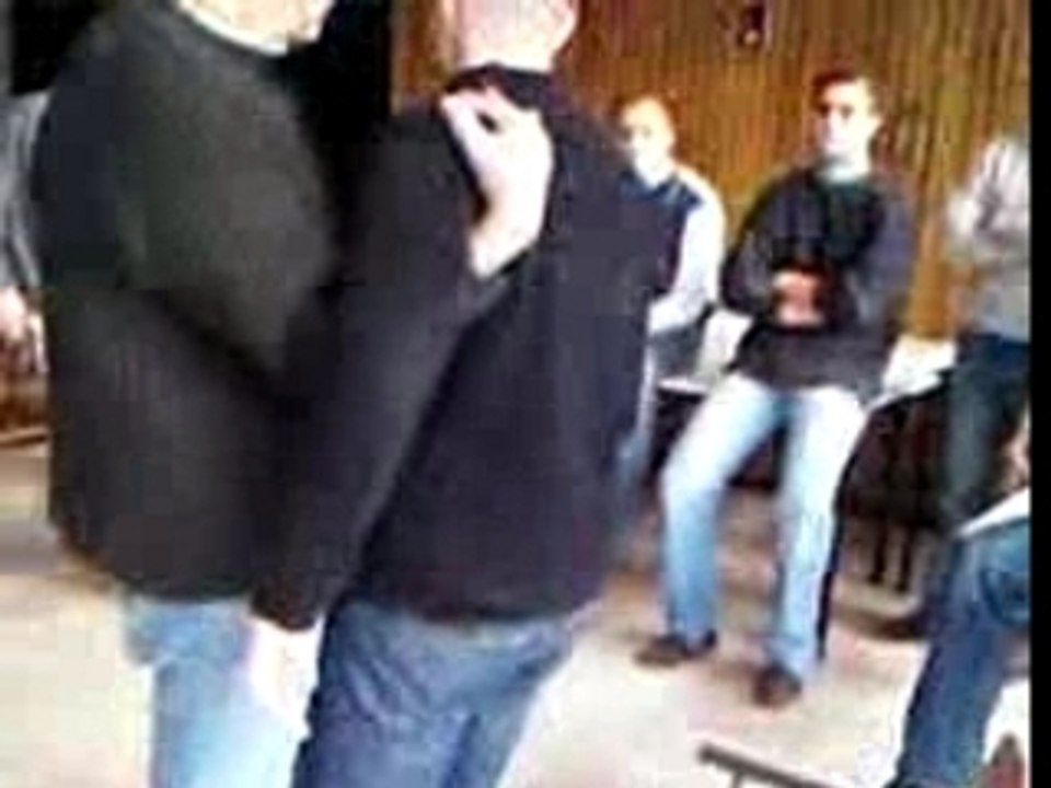 20.Abaissement debout assis