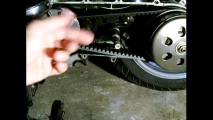 Simplest Way To Replace A GY6 Scooter CV Belt