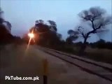 Funny Pakistani Throwing Water on Train