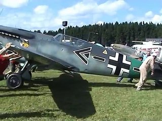 Messerschmitt Bf 109 Buchon AWESOME SOUND !!!
