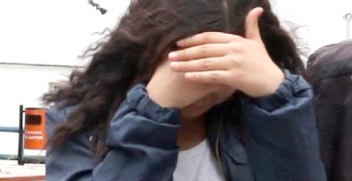 Kız Öğrenci, Eski Liseli Erkek Arkadaşını Sokak Ortasında Bıçakladı