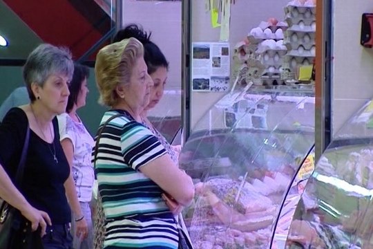 Gasolinas, luz y teléfono elevan una décima el IPC