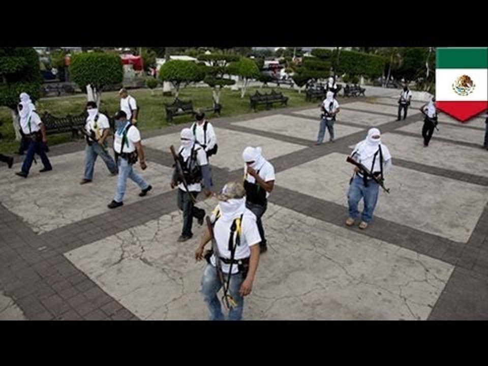 Mexican vigilantes seize town from drug cartel
