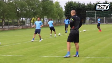 "Que tous jouent le coup jusqu'au bout" (A. Dujeux)