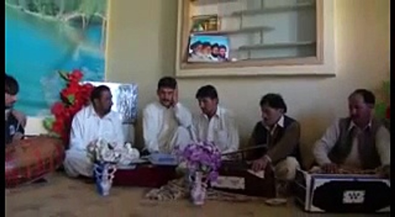 Pashto robayi sa ️️har pa golo bagh k garzidaley. Ibrahimzai