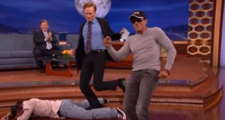 Ünlü Aktör Van Damme Performansıyla Stüdyoyu Dağıttı