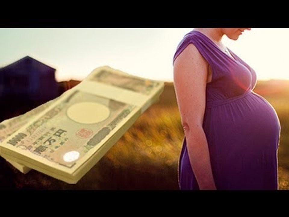 妊婦　出産カンパ募金求め賛否