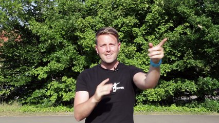 How to Improve your control/1st touch in football - Learn to play Soccer - STRskillSchool