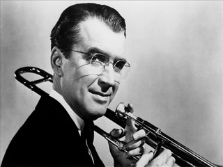 Glenn Miller - In The Mood [HQ]