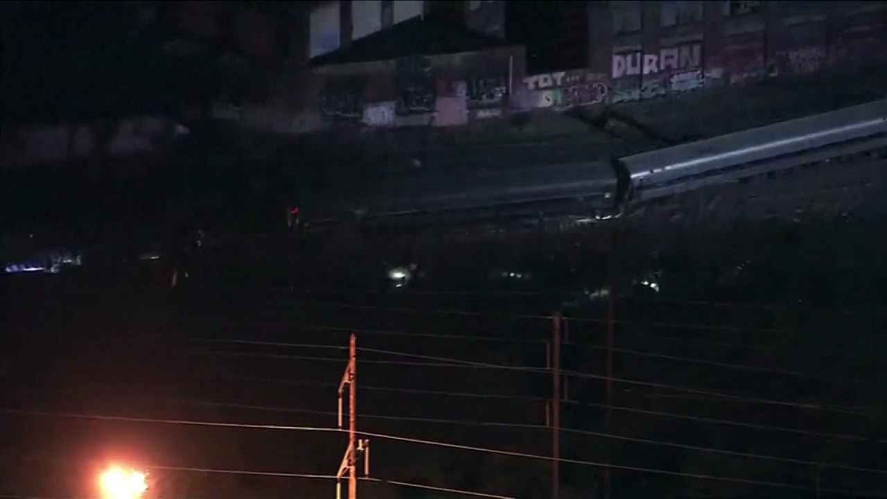 Mindestens fünf Tote bei Zugunglück in Philadelphia