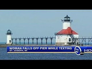 Taiwan tourist walks off pier while using Facebook