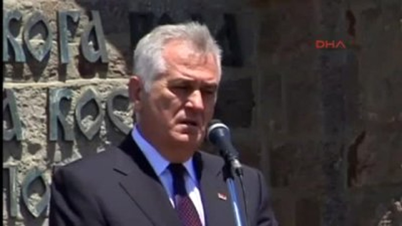 Sırbistan Cumhurbaşkanı Tomislav Nikoliç Kosova?nın Sırbistan?ın Özerk Bölgesi Olmasını Önerecek?