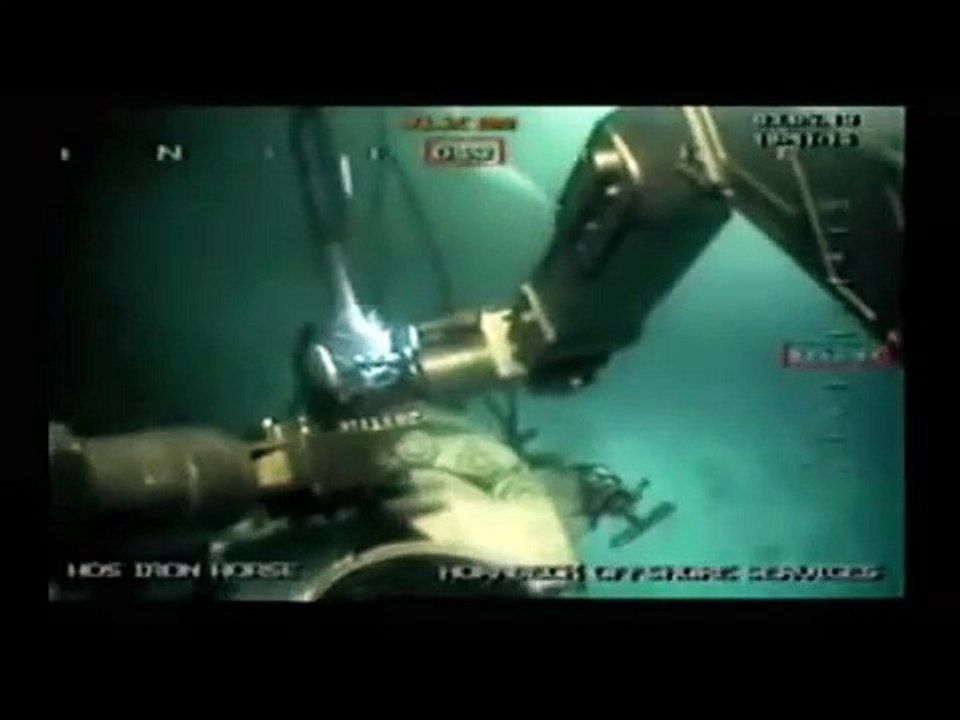 Deepwater Horizon: ROV conducts subsea operations