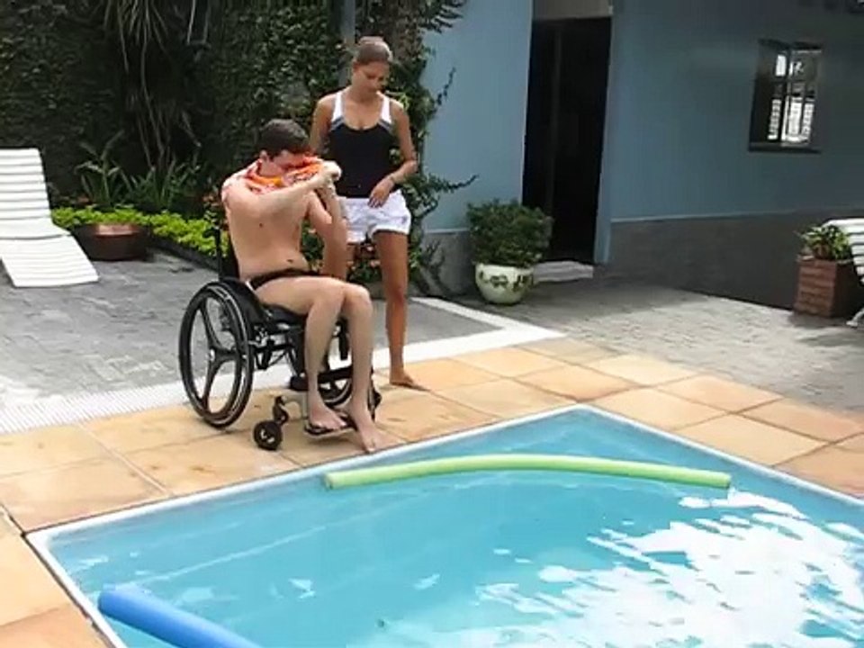 Mergulho na Piscina