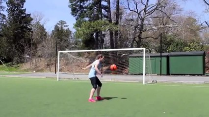 Women’s Soccer Best Freestyle - Incredible Women’s Soccer Skills and Dancing football