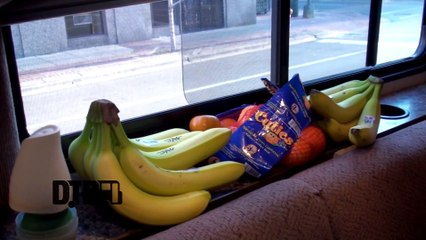 A Skylit Drive - BUS INVADERS Ep. 789