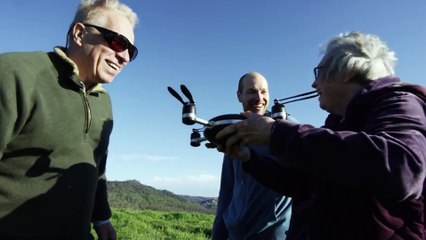 The Flying Lily Camera Is INCREDIBLE | What's Trending Now