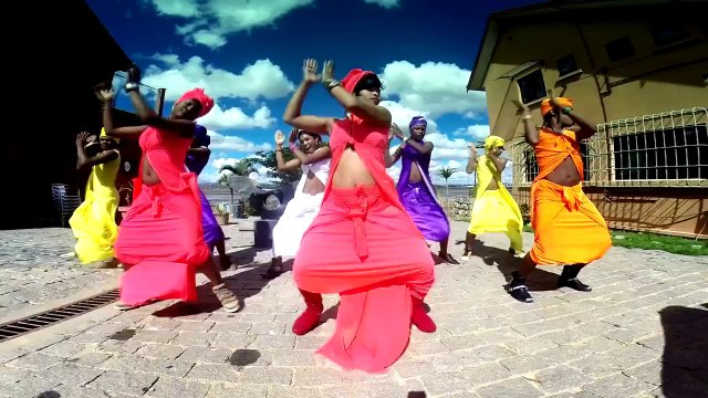 TENCE MENA ft EAST ACADEMY - Zumba adaladala luv (gasy HD 2015 - malagasy)