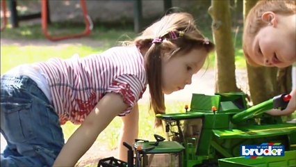 BRUDER - John Deere Mähdrescher T670i