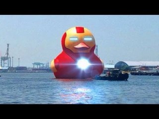 巨大アヒル　台湾ネットで人気