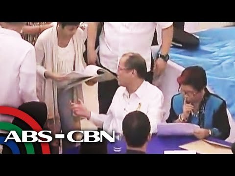 PNoy meets kin of Fallen 44 anew