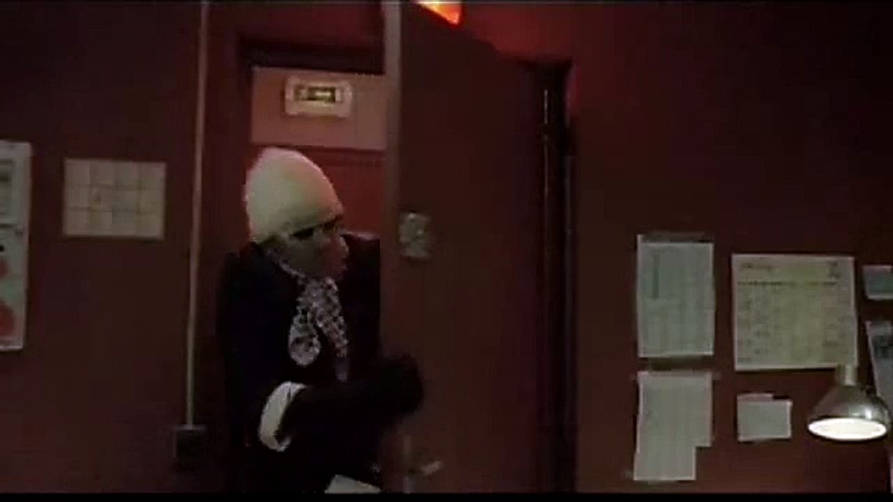 Mr Bean's Holiday DVD extra Put your hands in the air