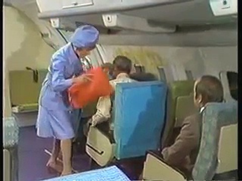 Carol Burnett Show- No Frills Airline