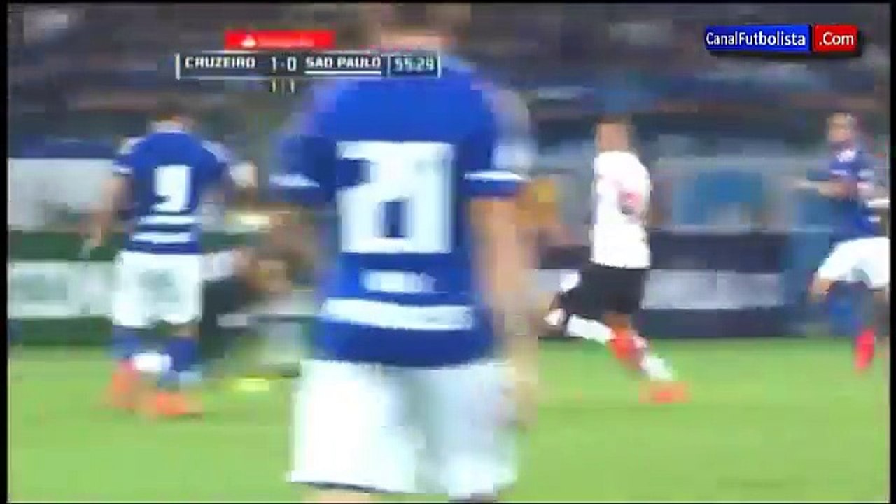 Cruzeiro a cuartos de la Copa: venció a Sao Pau...