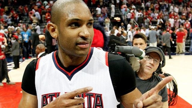 Hawks Stun Wiz, Warriors Rout Grizzlies